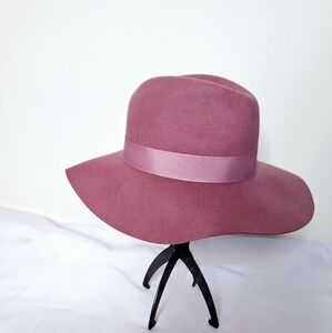 NWT Phenix brand "The Pretty in Pink Topper" Wide brim 100% wool fedora.